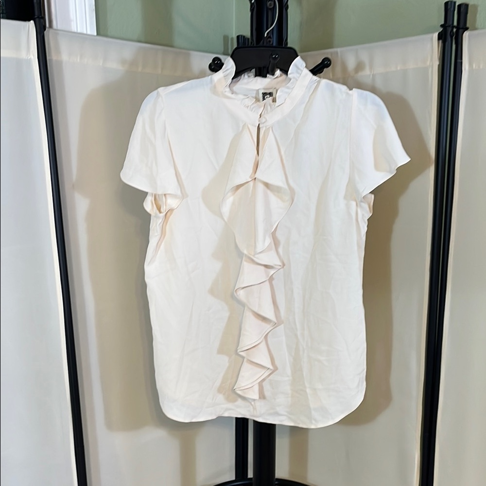 Anne Klein Cream Ruffled Cap Sleeve Blouse with Mandarin Collar